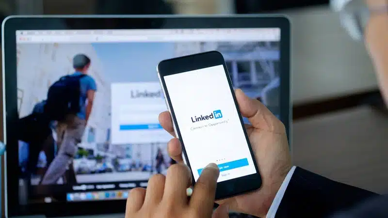 10 Conseils pour Optimiser votre Photo de Profil LinkedIn et Booster Vos Ventes